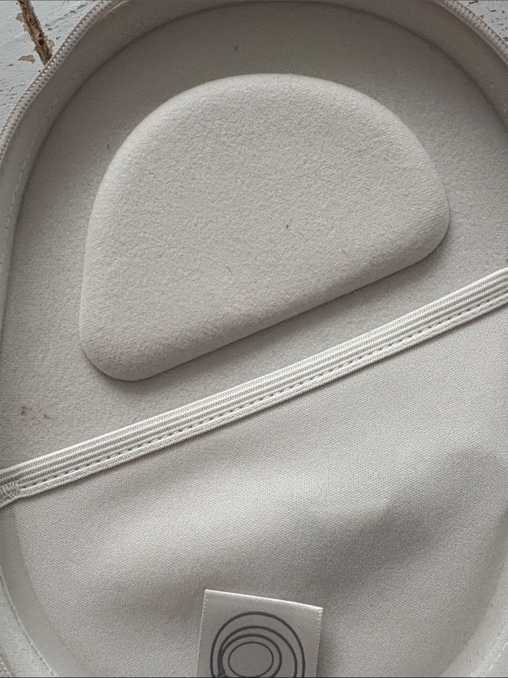 Bose quietcomfort noise canceling headphones - Picture 13 of 15